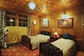 Nigeen Beauty Houseboats, Srinagar 2